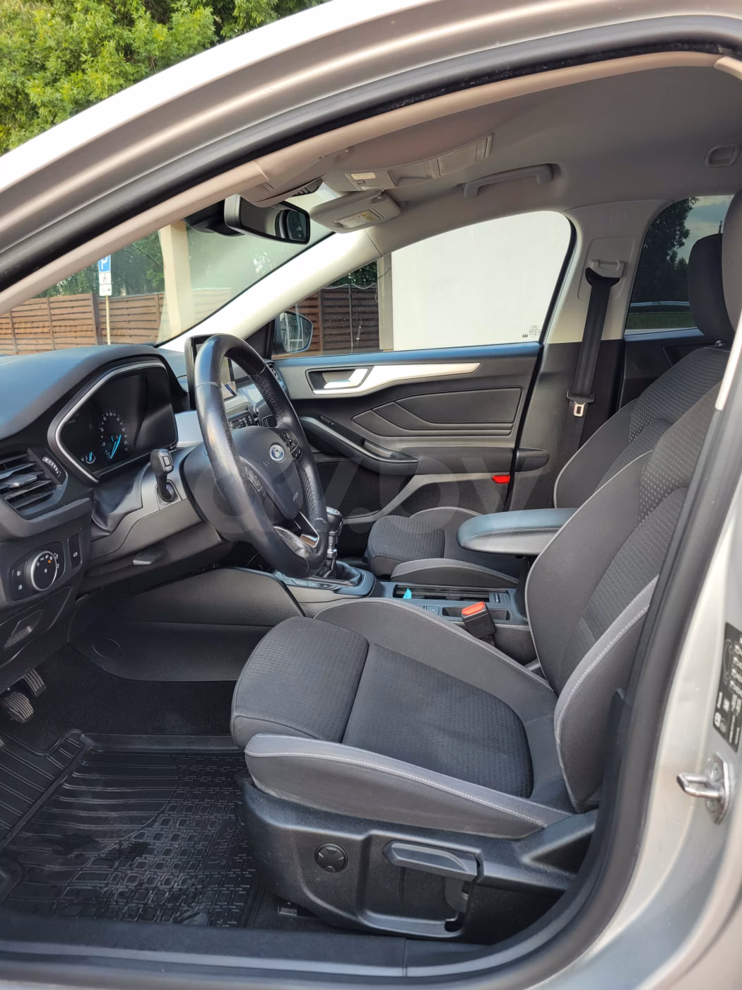 Ford Focus фото 10