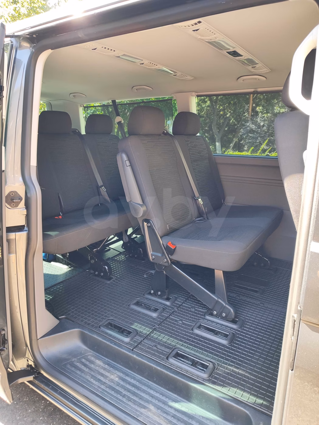 Volkswagen Caravelle фото 16