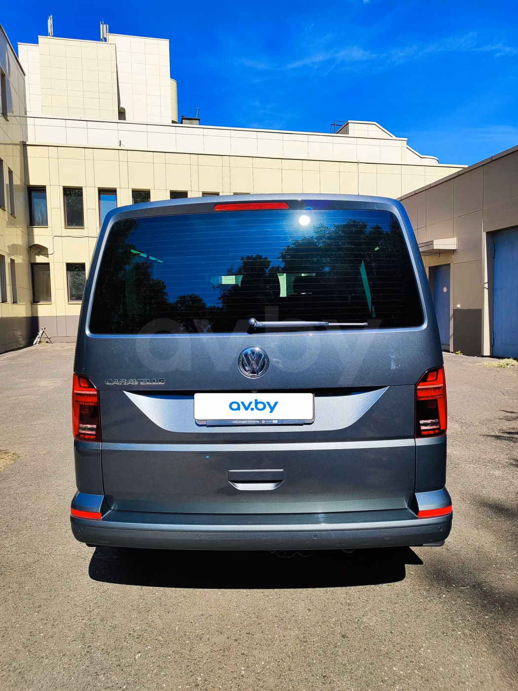 Volkswagen Caravelle фото 9