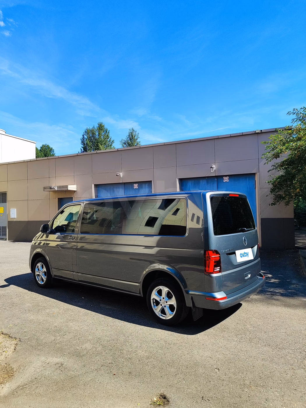 Volkswagen Caravelle фото 11
