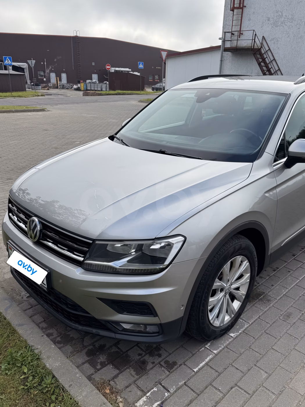 Volkswagen Tiguan фото 2