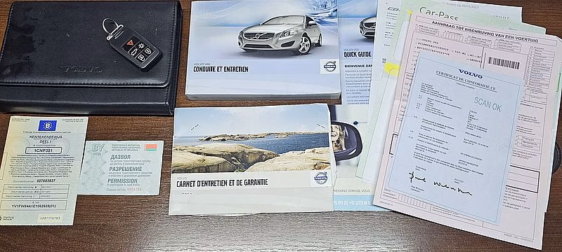 Volvo V60 фото 25