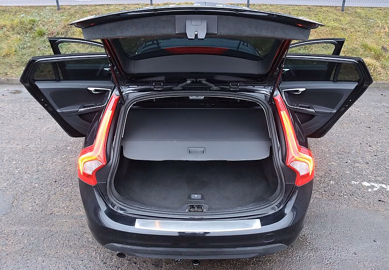 Volvo V60 фото 28