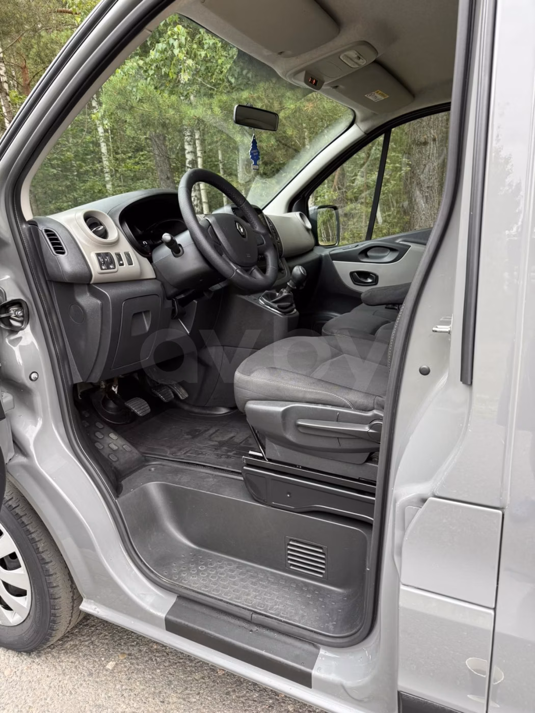 Renault Trafic фото 7