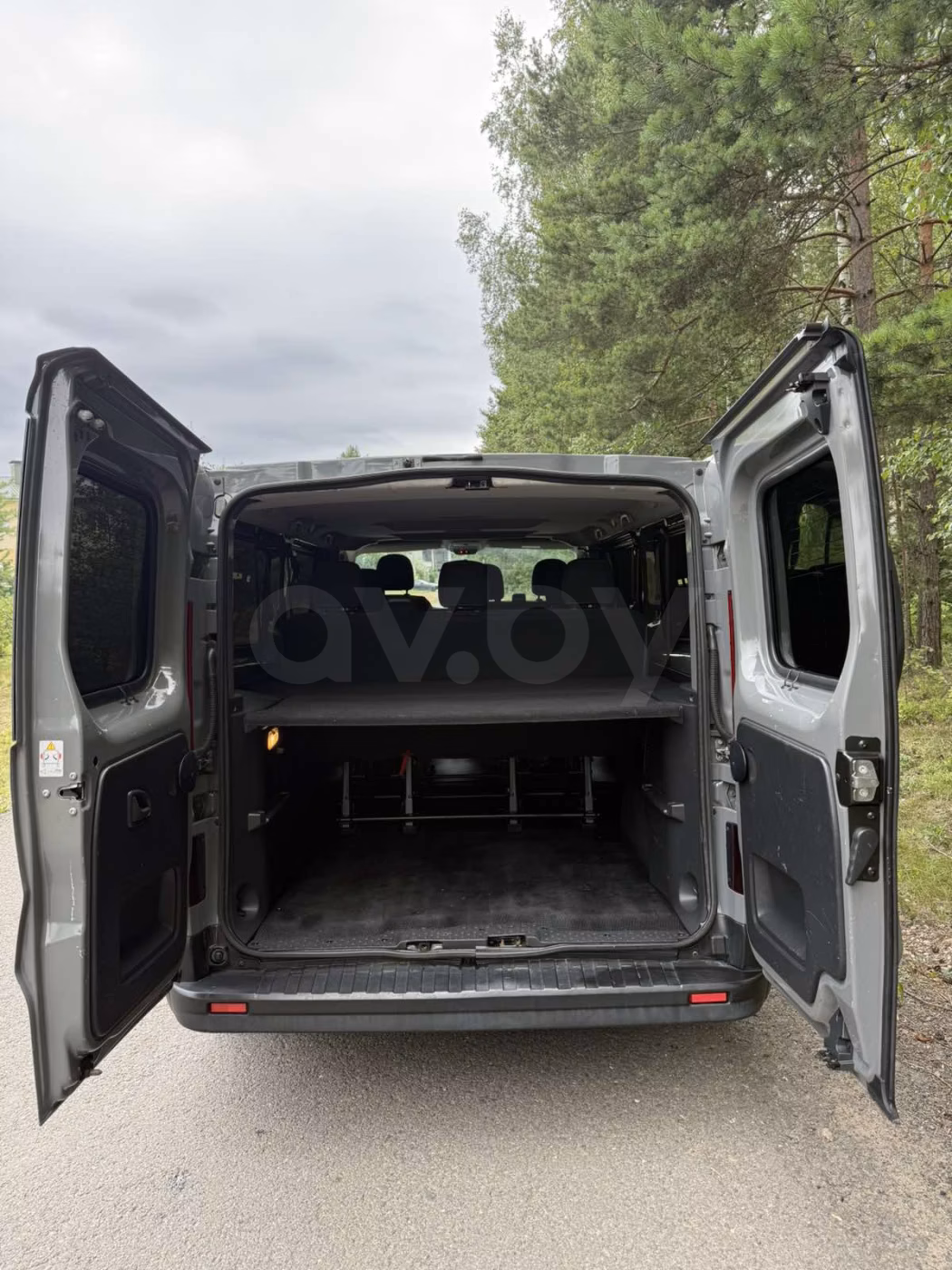 Renault Trafic фото 14