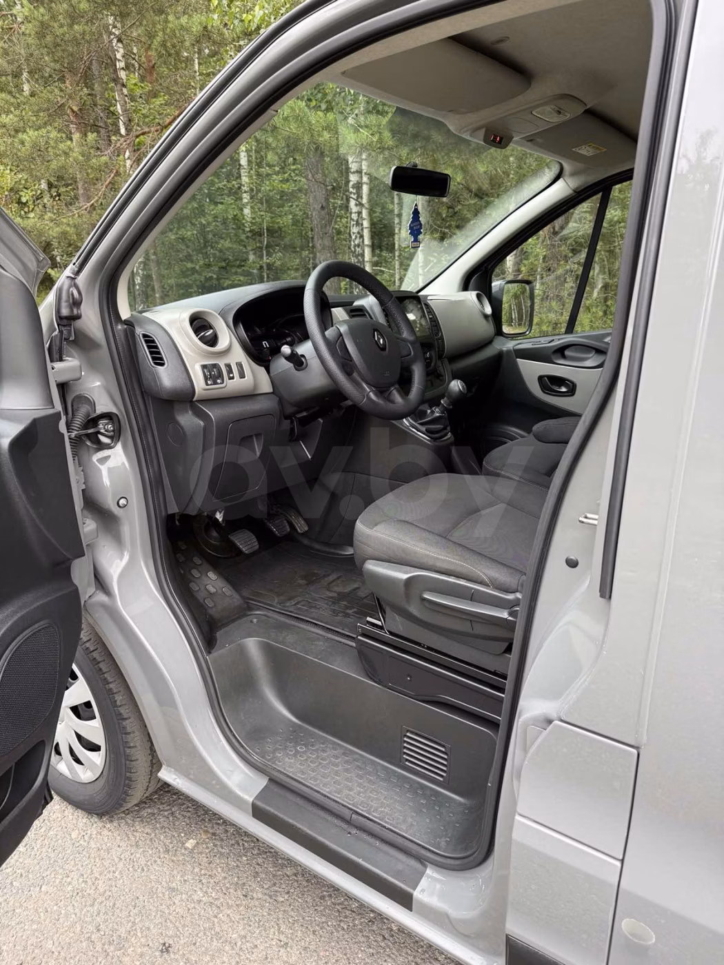 Renault Trafic фото 18