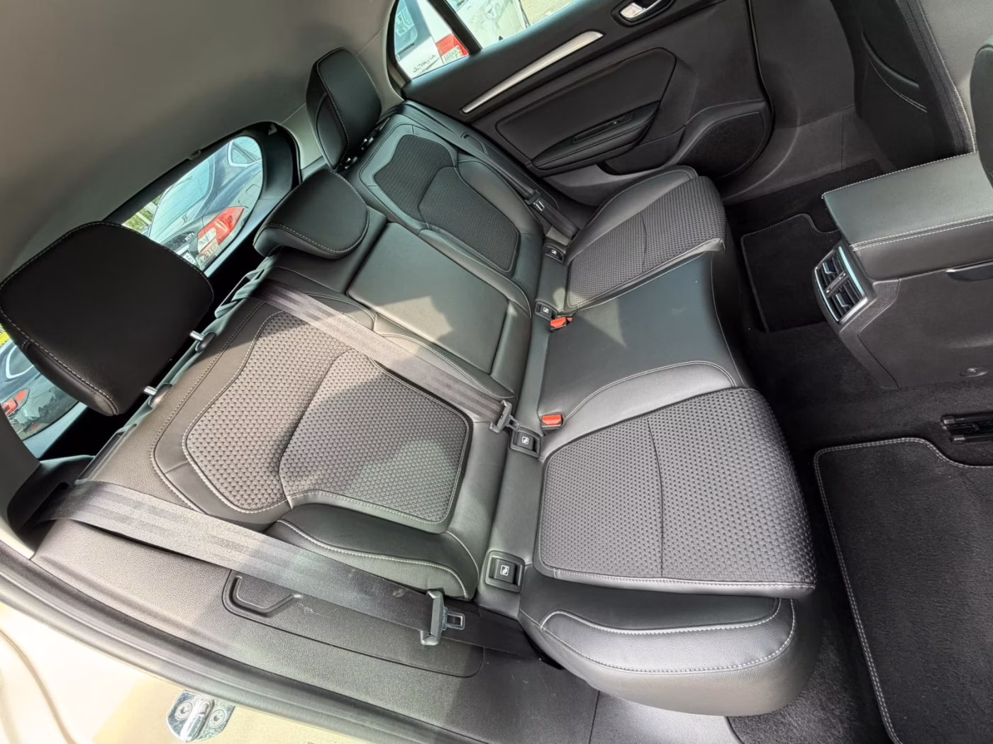 Renault Megane фото 20