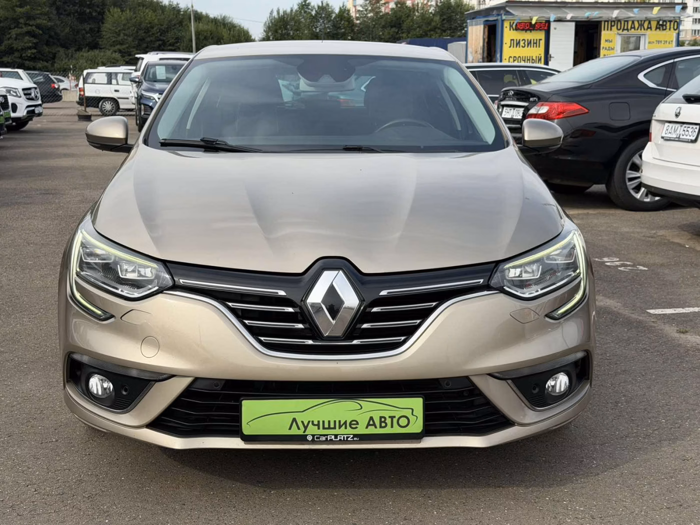 Renault Megane фото 10