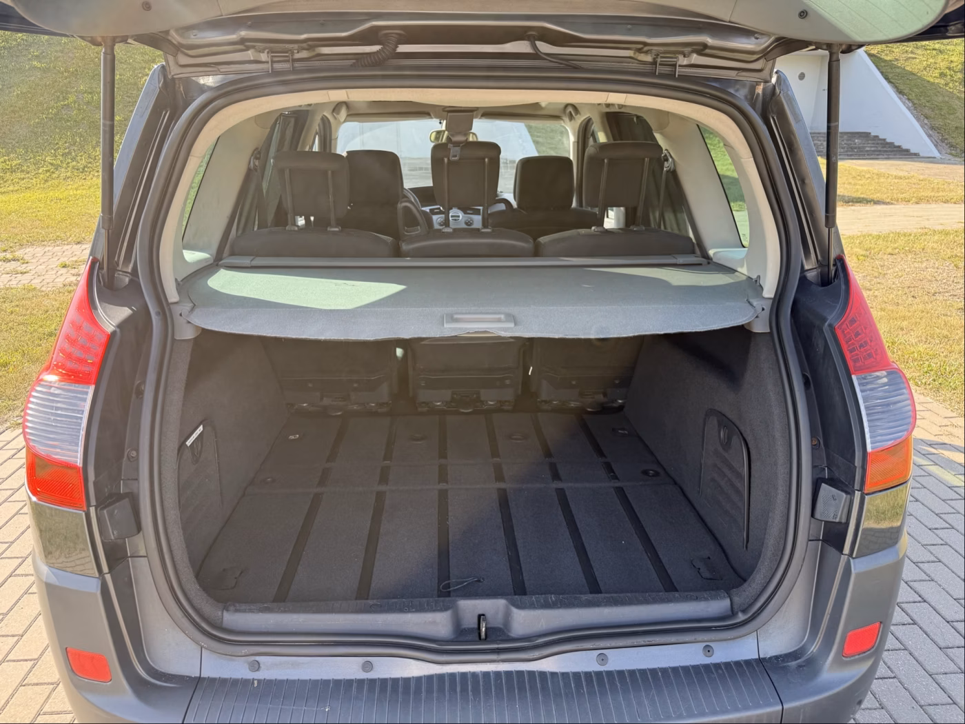 Renault Grand Scenic фото 4