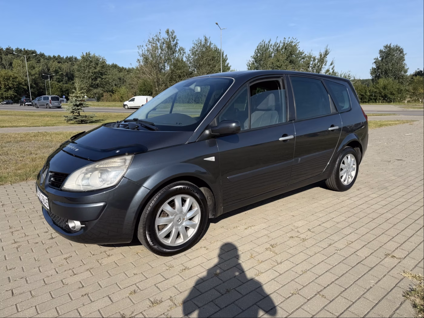 Renault Grand Scenic фото 16