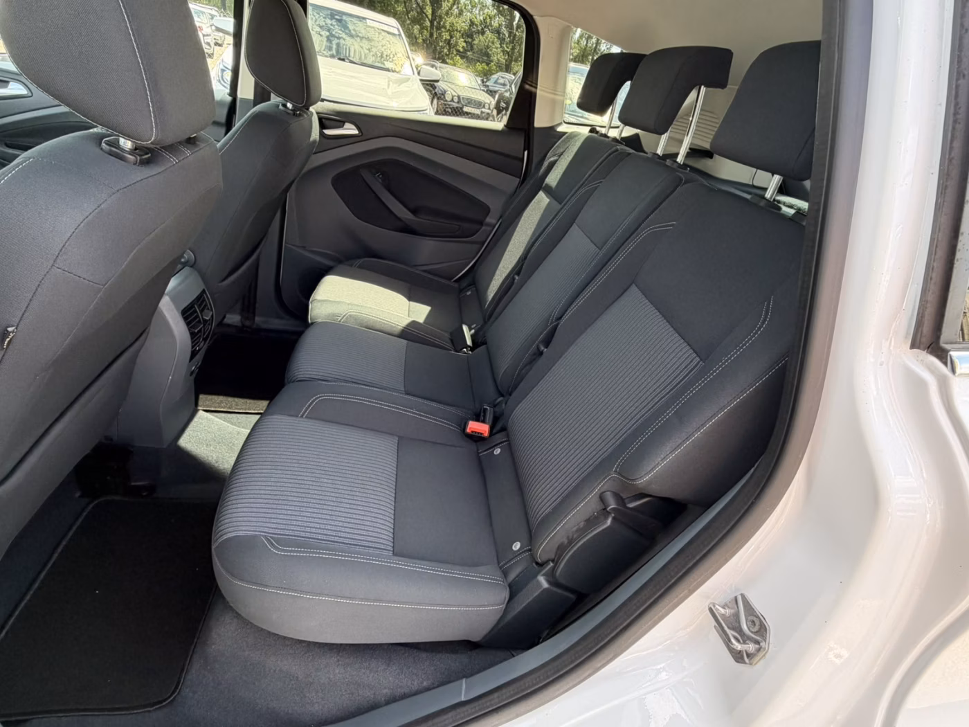 Ford C-MAX фото 12