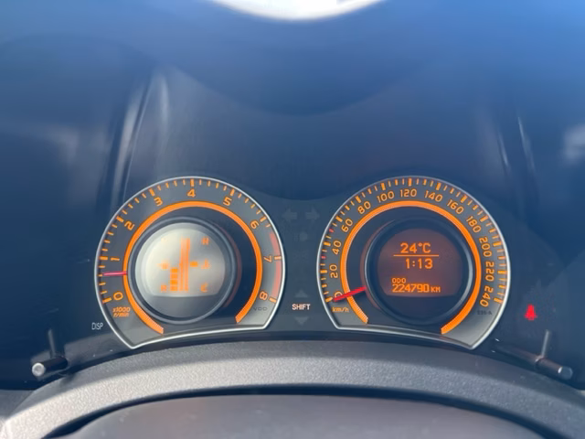 Toyota Auris фото 17