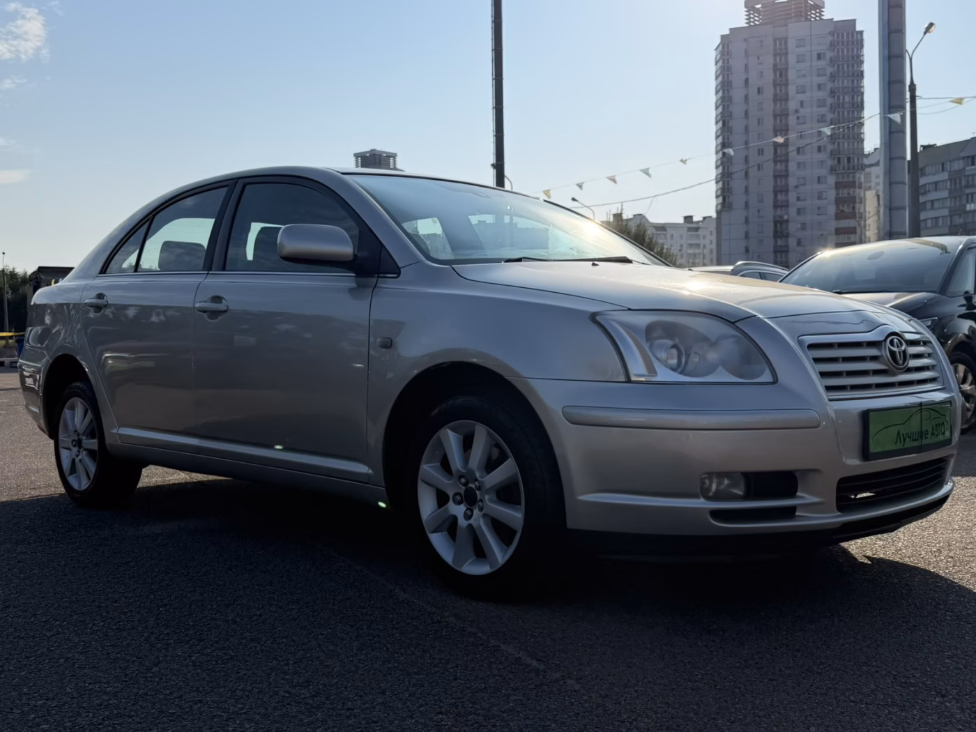 Toyota Avensis фото 10