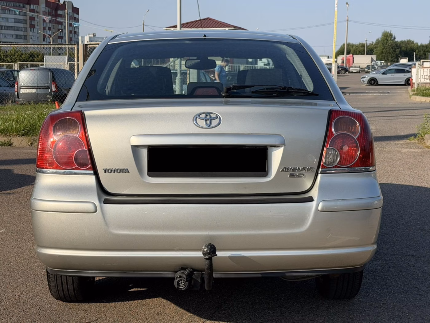 Toyota Avensis фото 6
