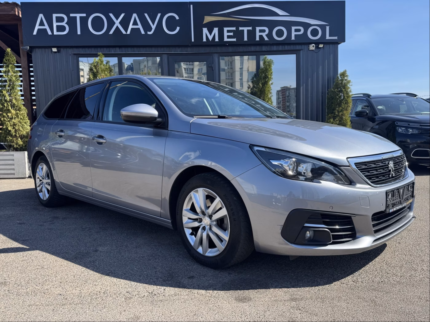 Peugeot 308 фото 2