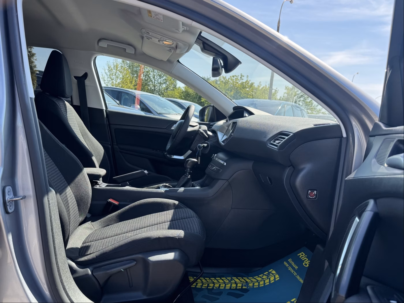 Peugeot 308 фото 18