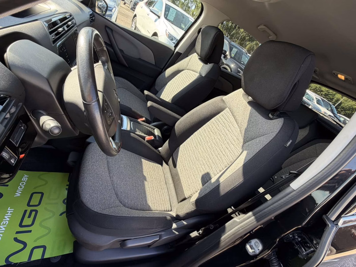 Citroen C4 Picasso фото 10