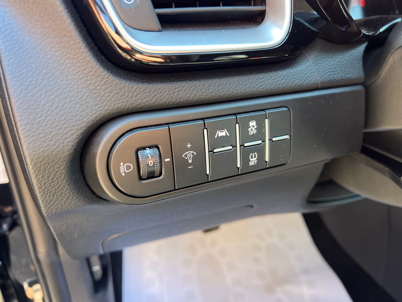 Kia Cee'd фото 10