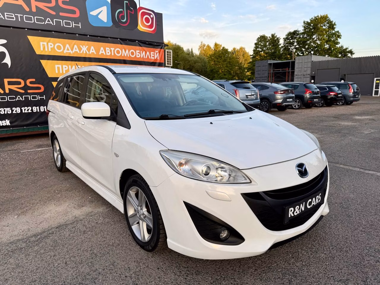 Mazda 5 фото 17