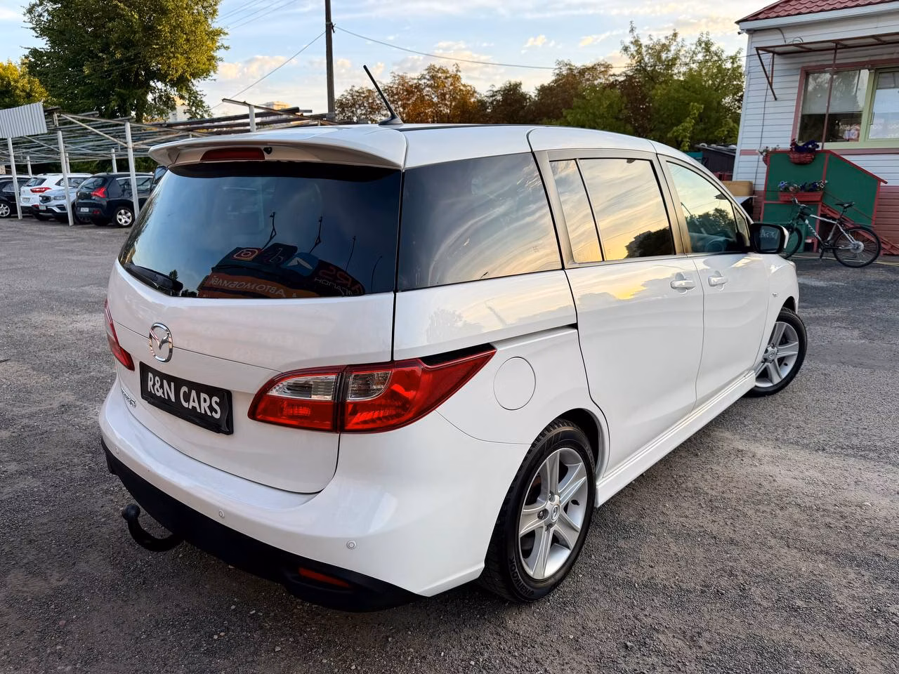 Mazda 5 фото 11