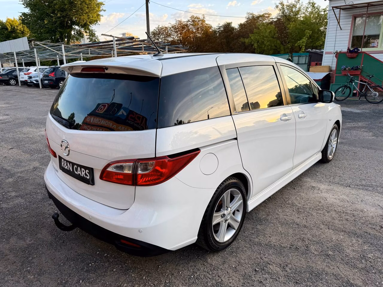 Mazda 5 фото 15