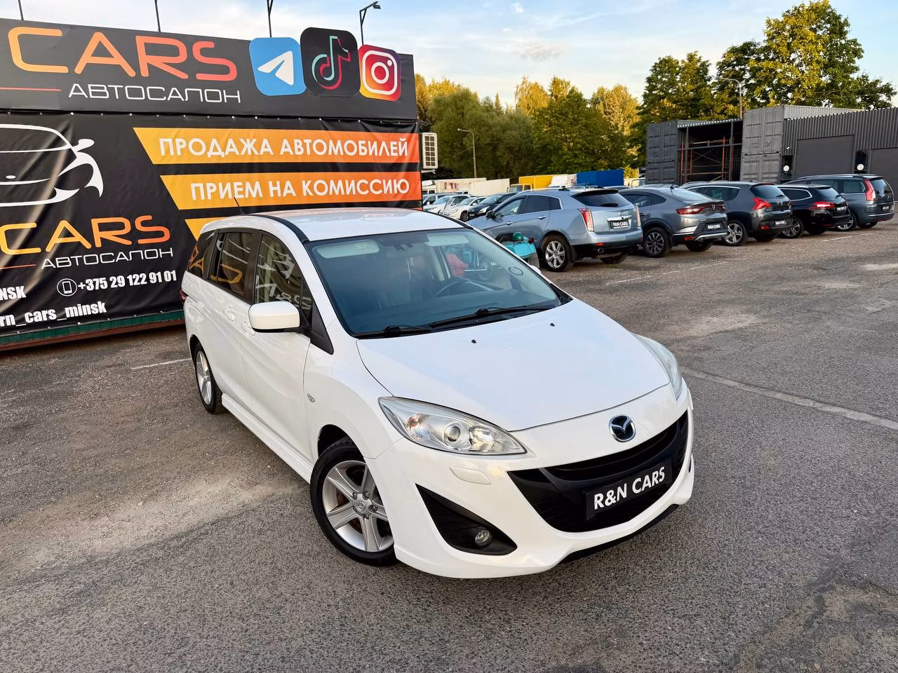 Mazda 5 фото 3