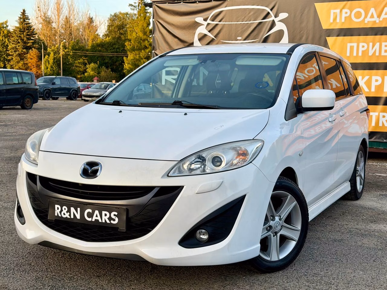 Mazda 5 фото 7