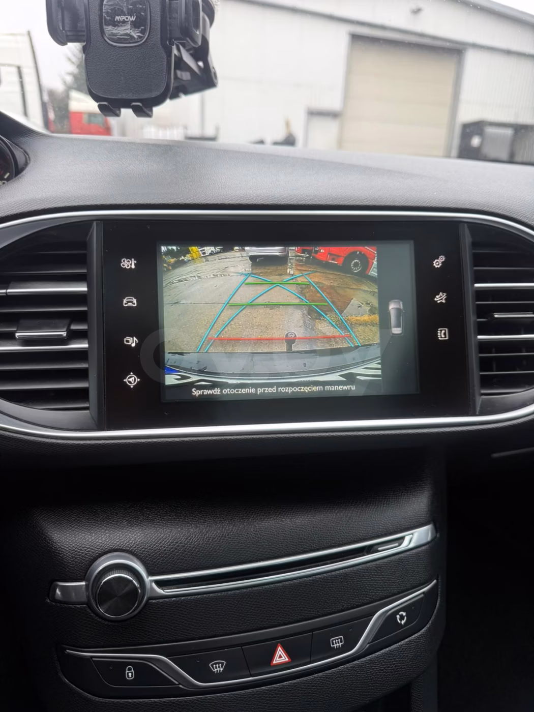 Peugeot 308 фото 3
