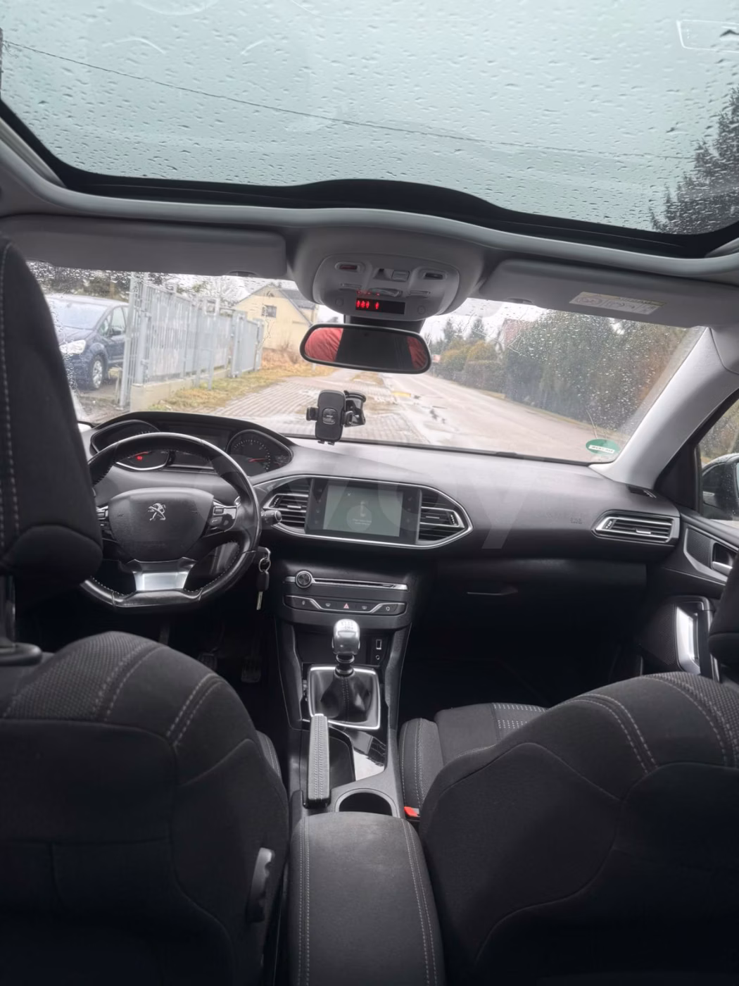 Peugeot 308 фото 6