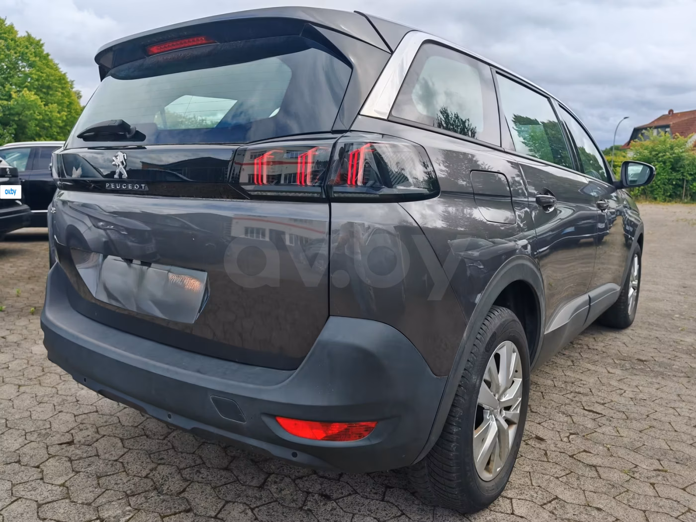 Peugeot 5008 фото 3