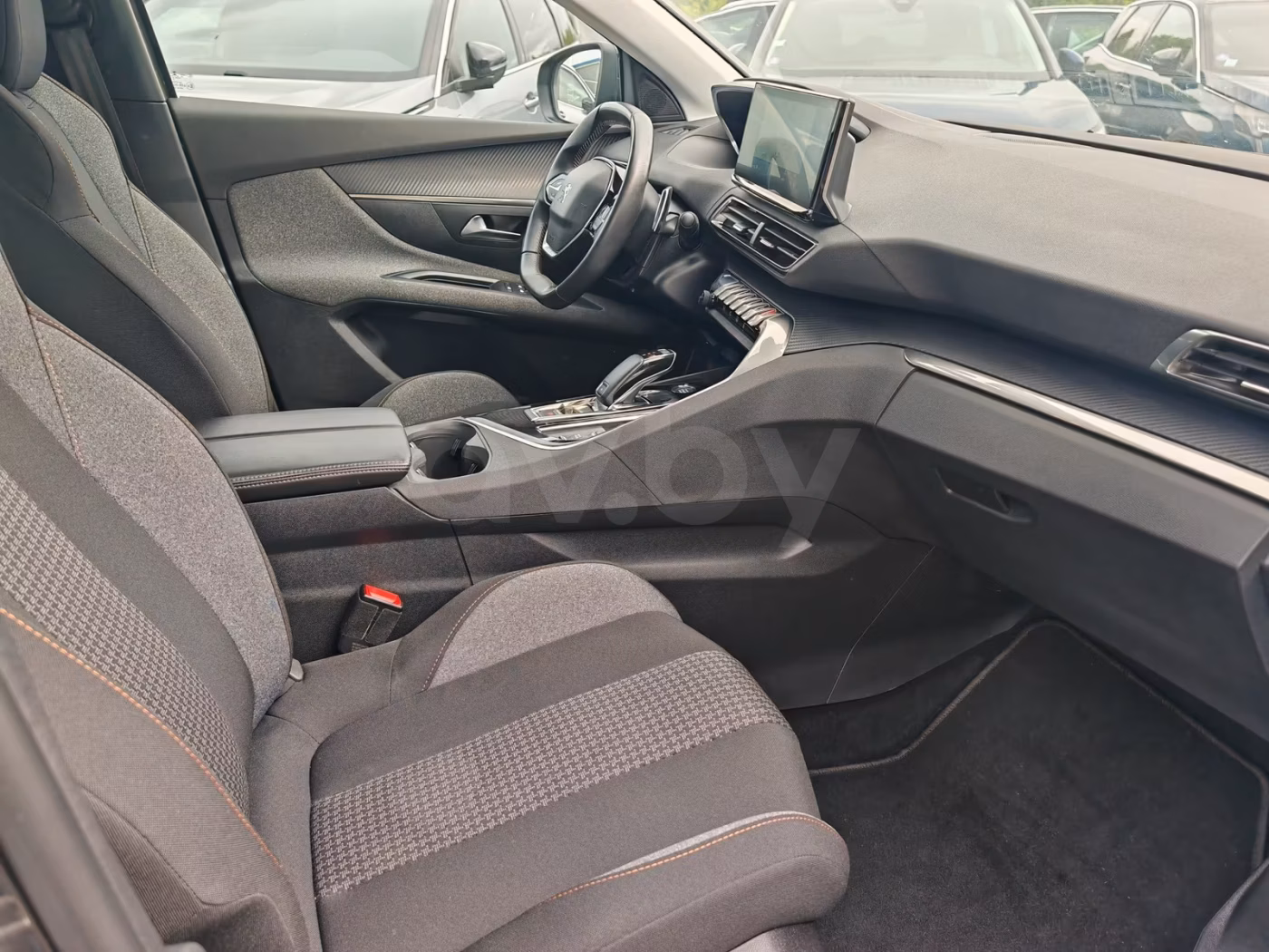 Peugeot 5008 фото 5