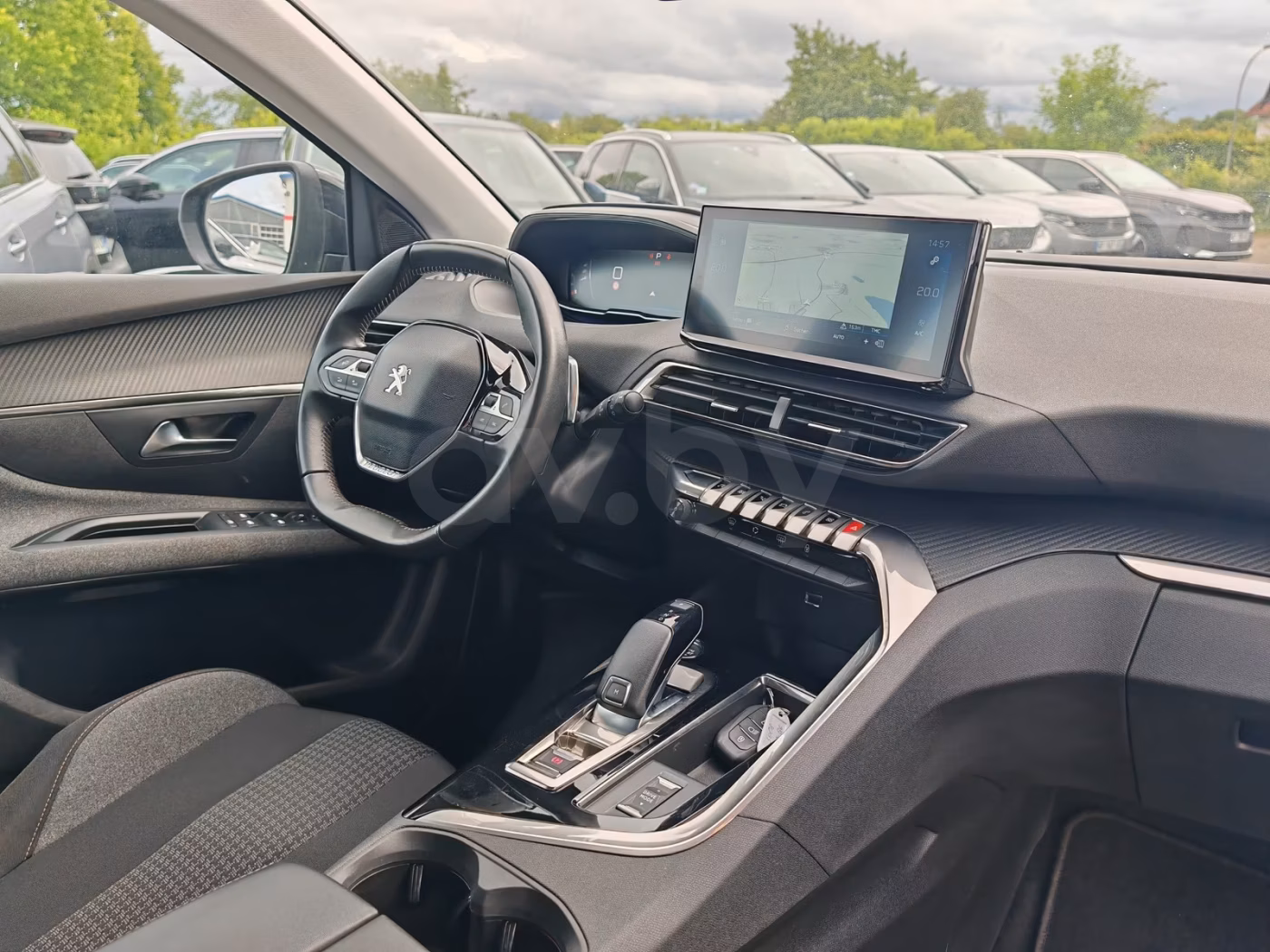 Peugeot 5008 фото 7