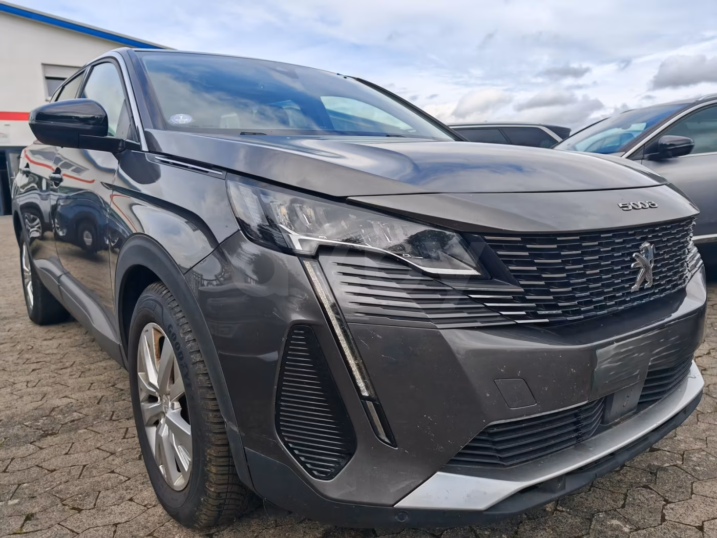 Peugeot 5008