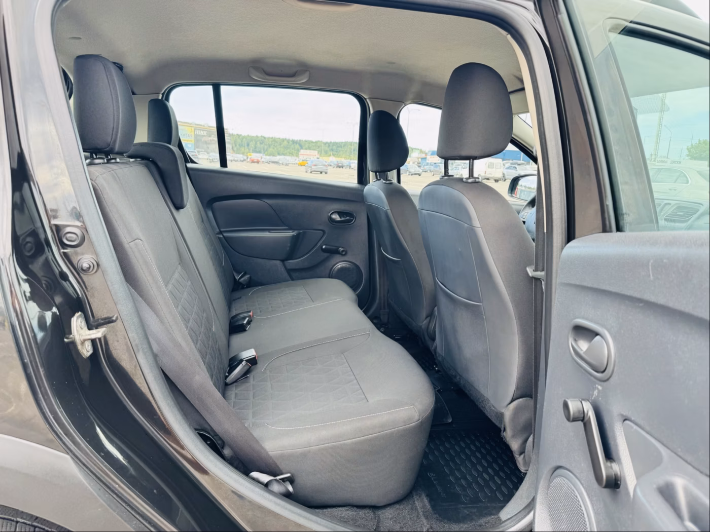 Renault Sandero Stepway фото 7