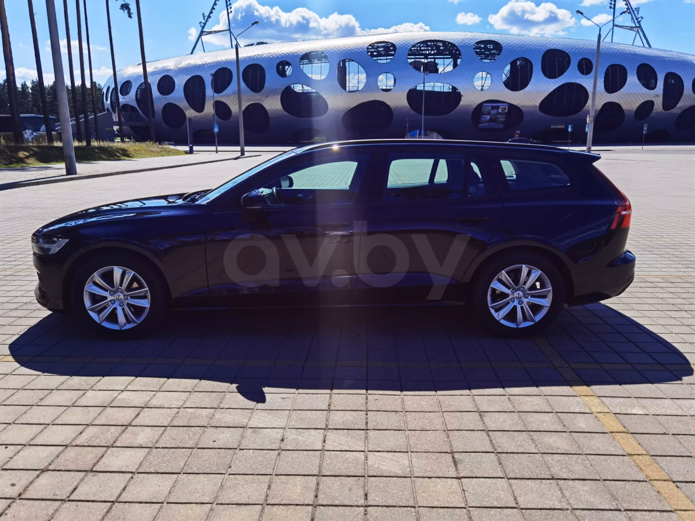 Volvo V60 фото 8