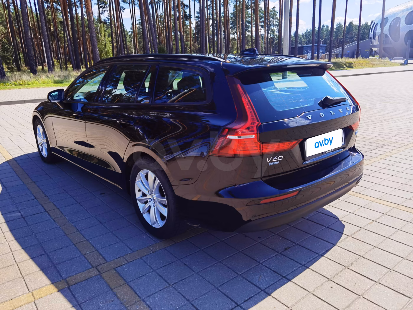 Volvo V60 фото 7