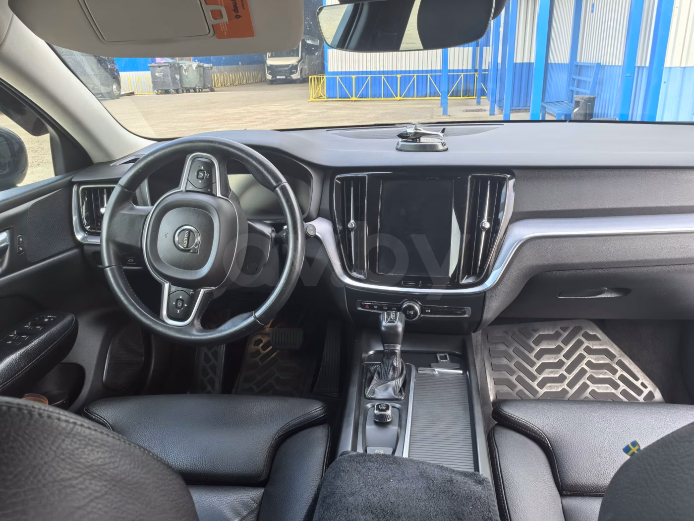 Volvo V60 фото 10