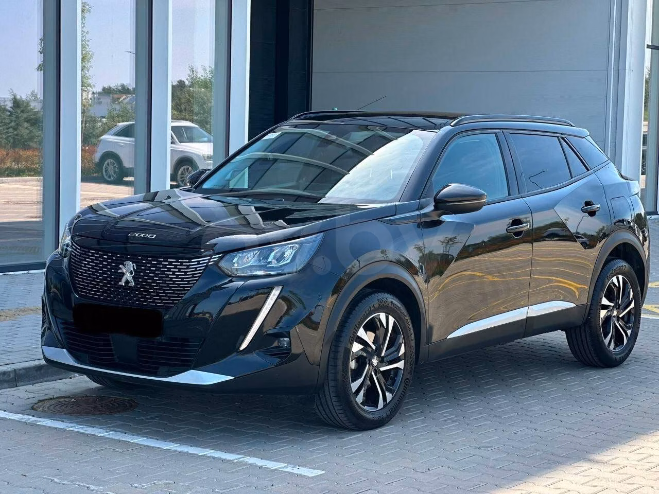 Peugeot 2008 фото 2