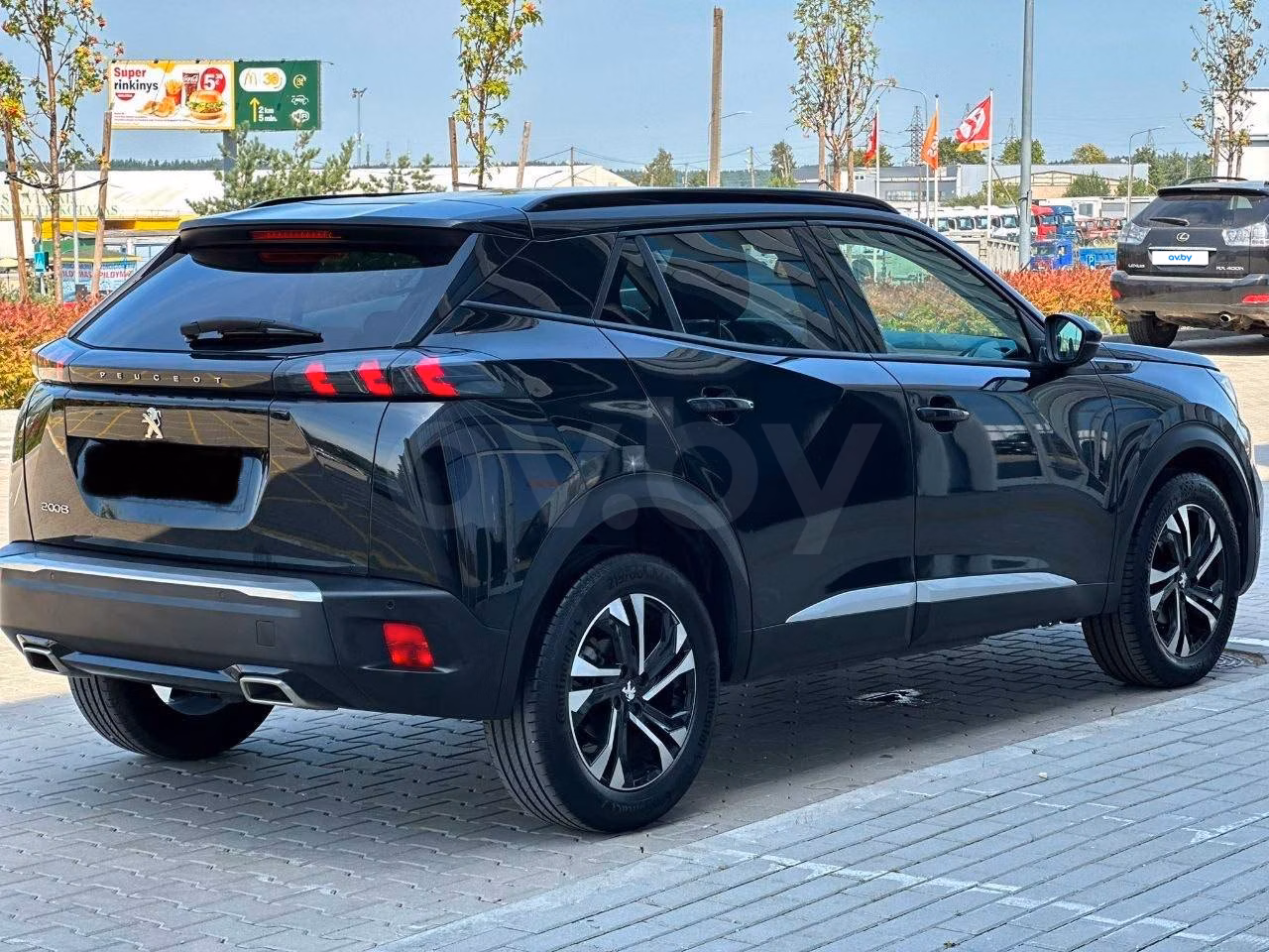 Peugeot 2008 фото 4