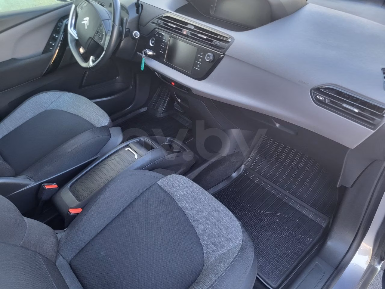 Citroen C4 Grand Spacetourer фото 12