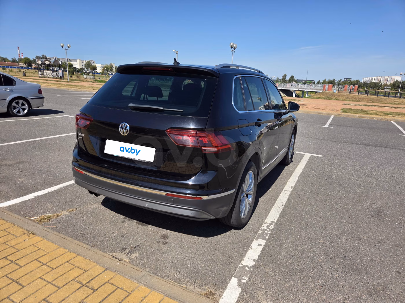 Volkswagen Tiguan фото 13