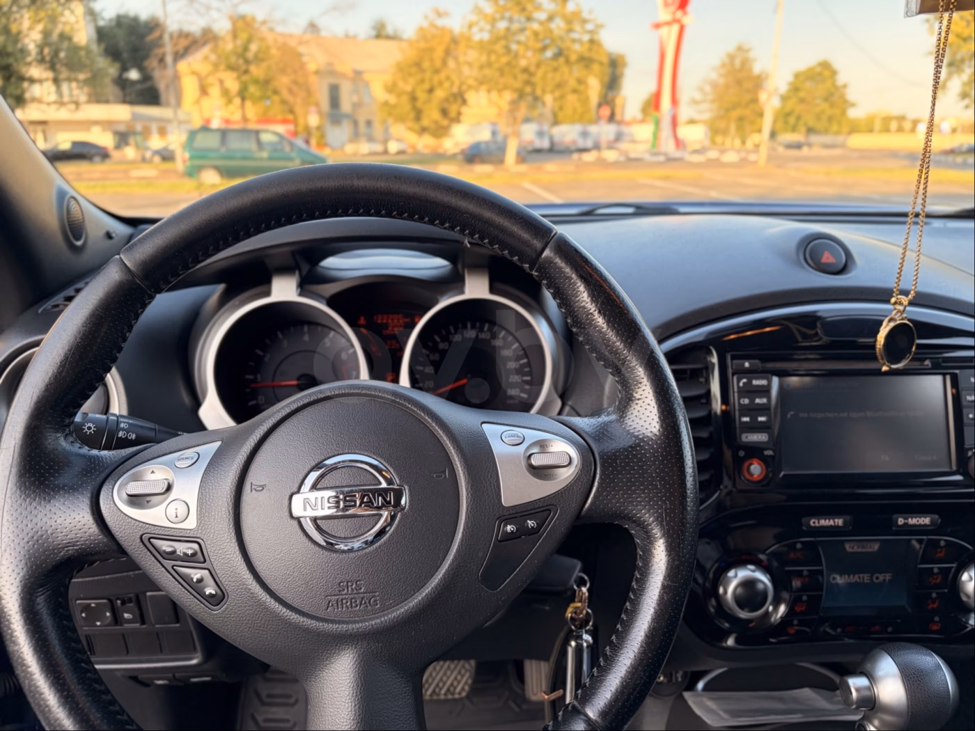 Nissan Juke фото 9