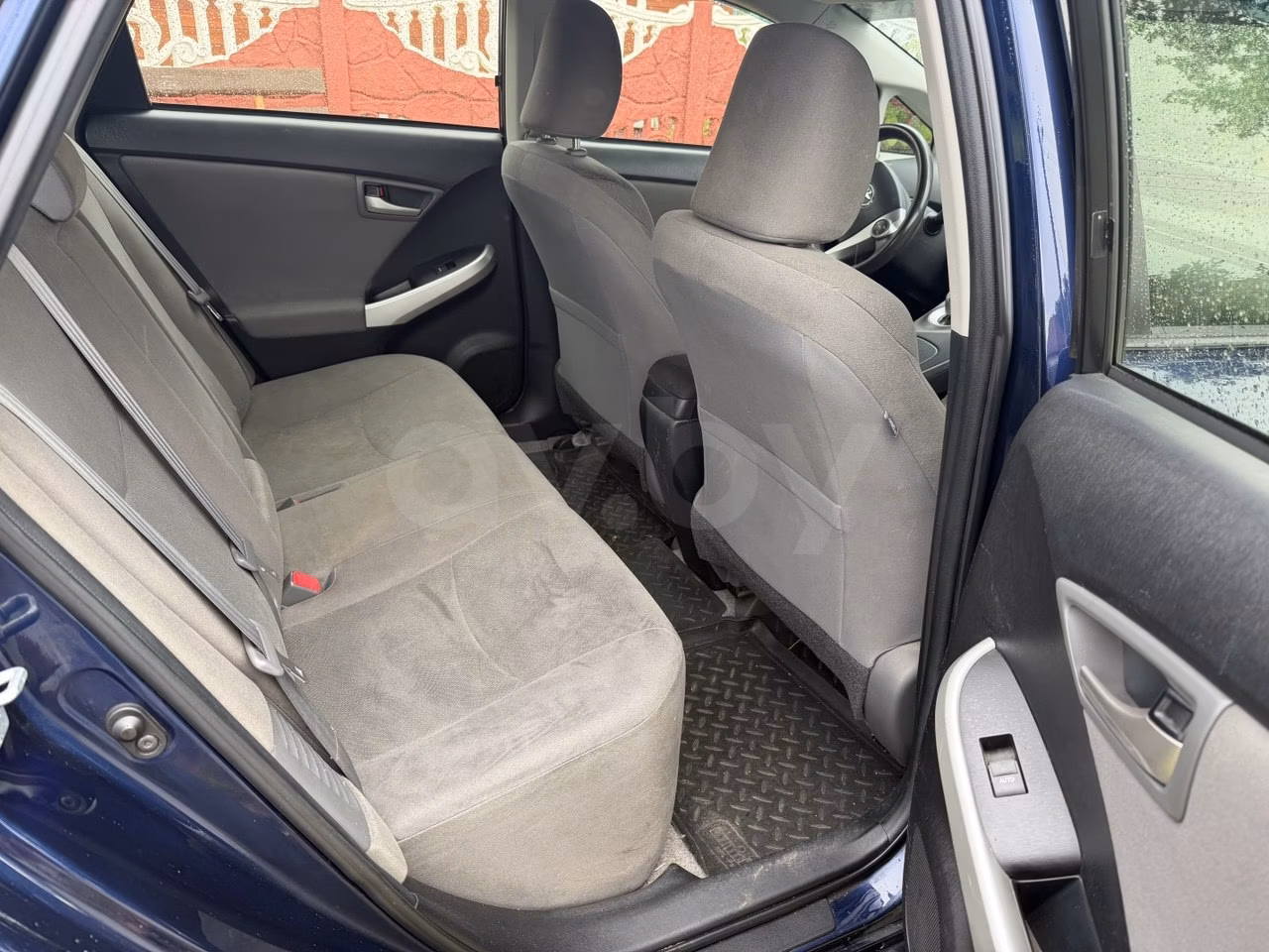 Toyota Prius фото 6