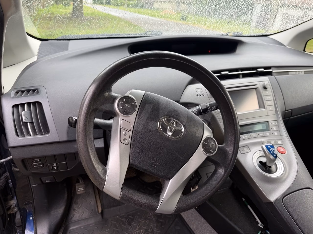 Toyota Prius фото 8