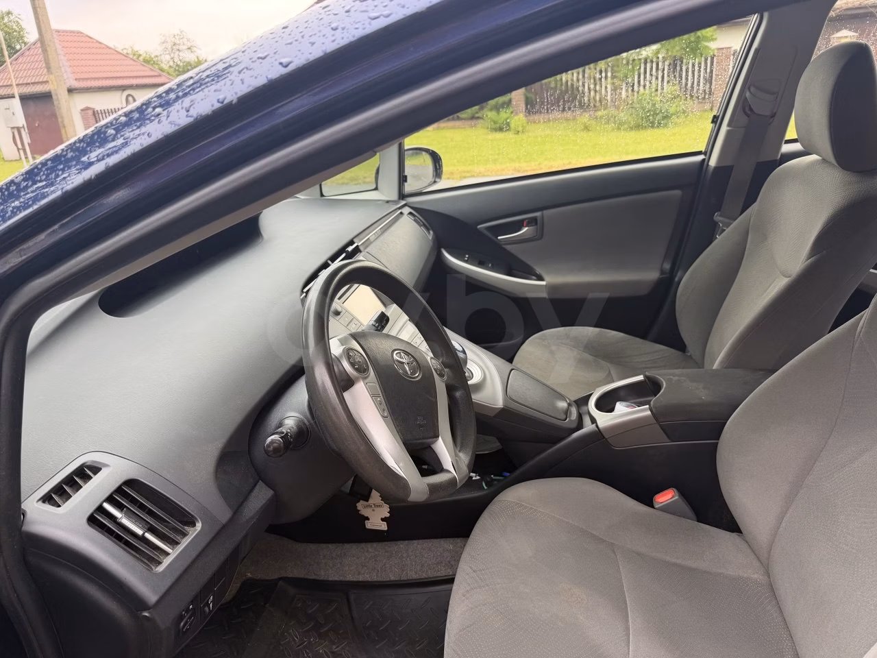 Toyota Prius фото 10