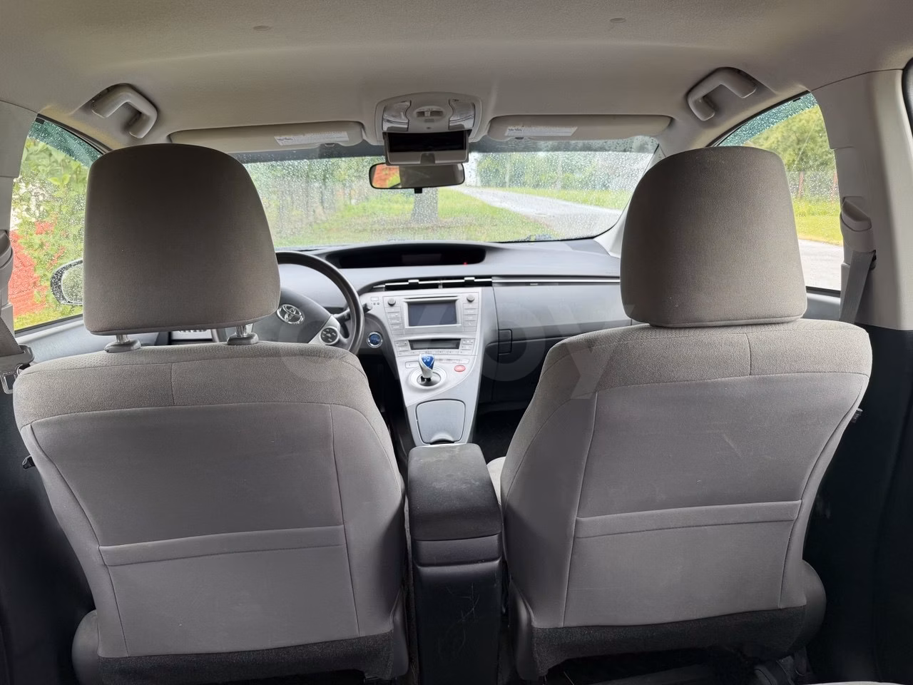 Toyota Prius фото 12