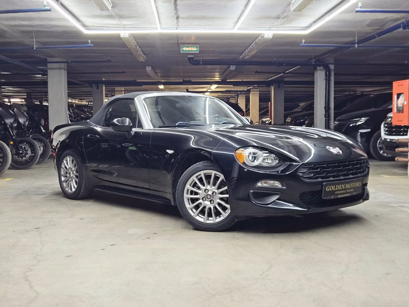 Fiat 124 Spider фото 7