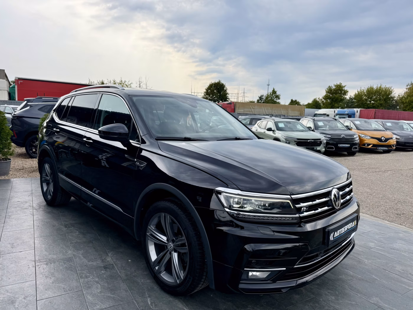 Volkswagen Tiguan Allspace фото 5