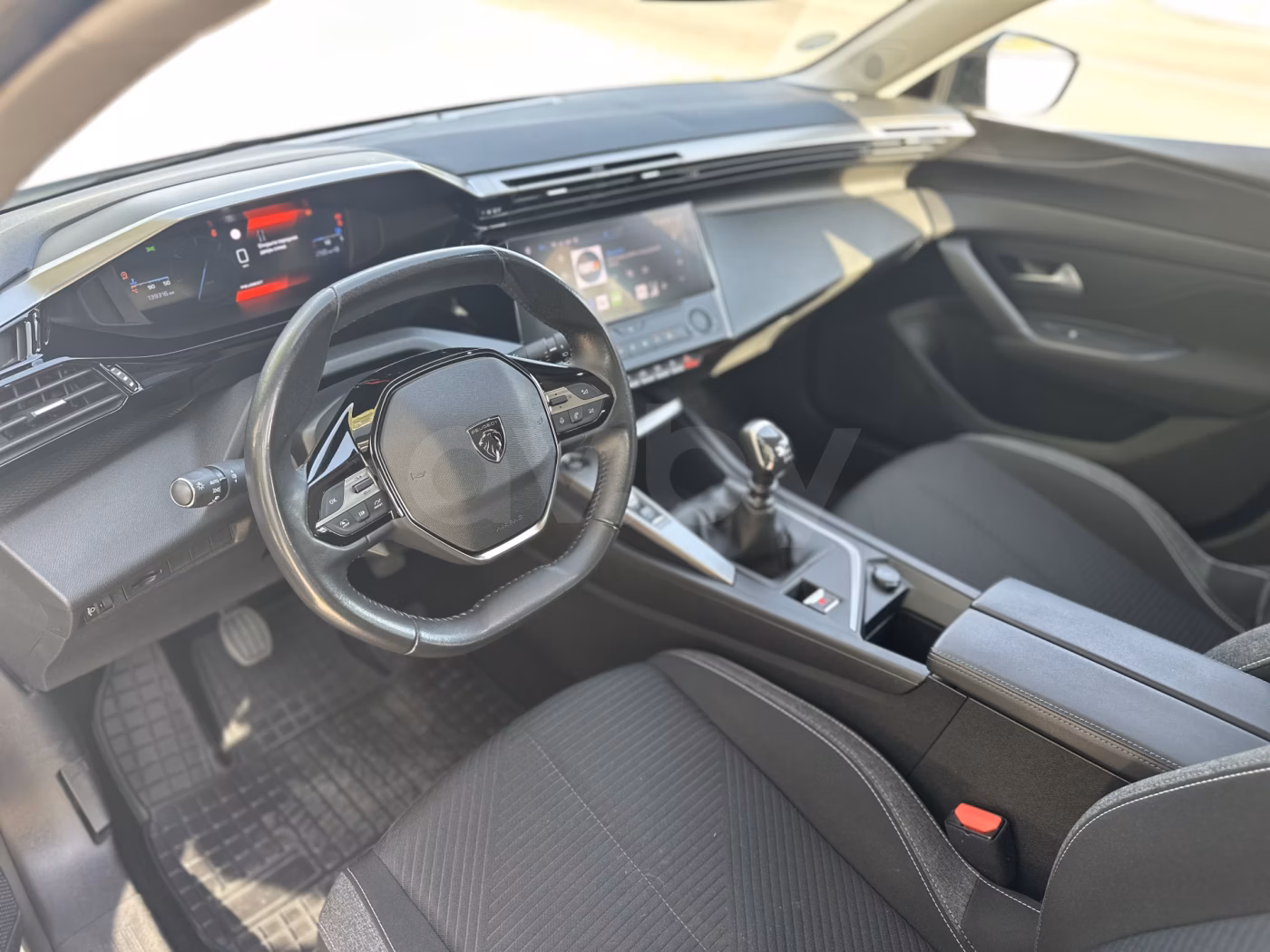Peugeot 308 фото 17