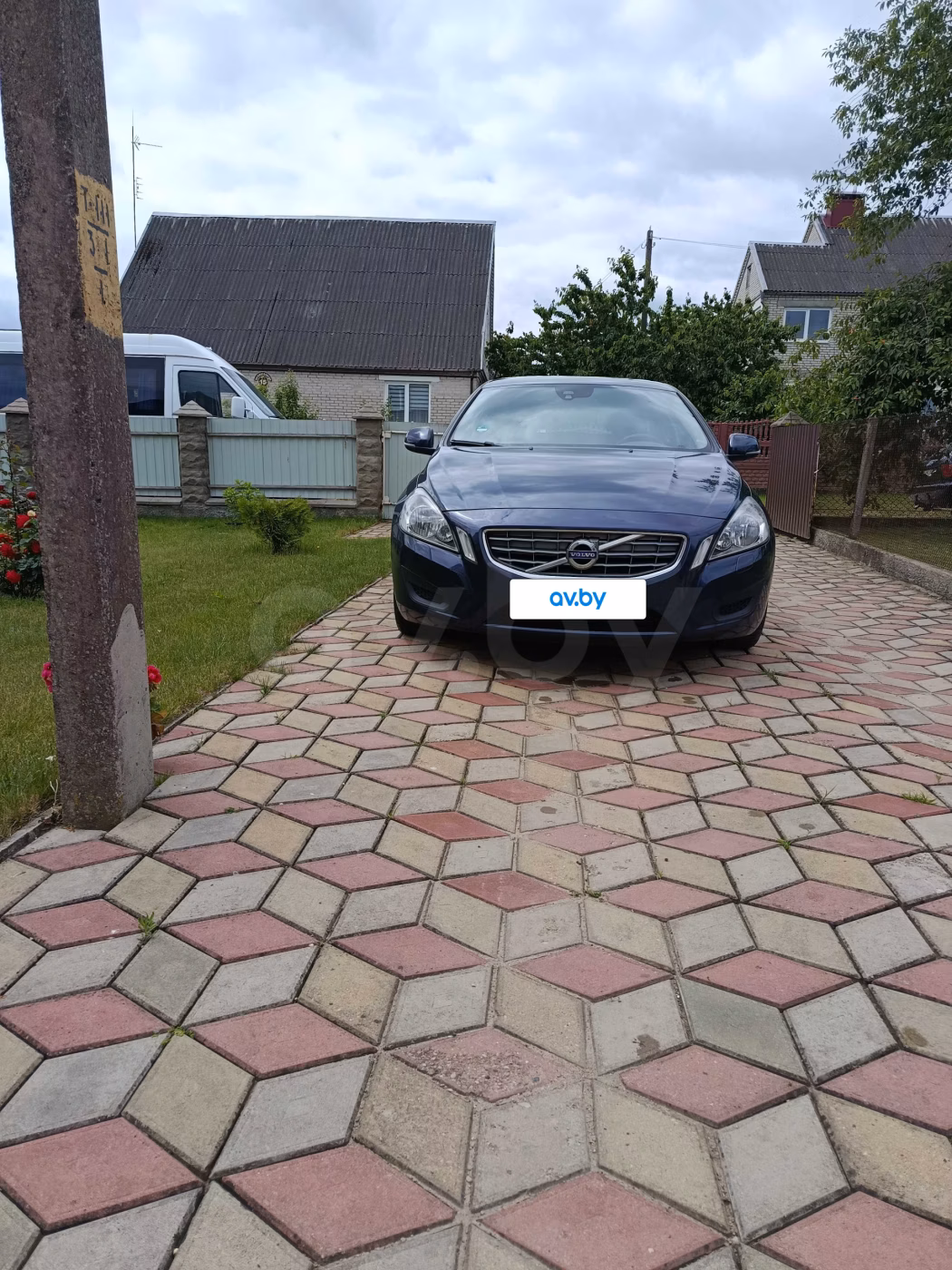 Volvo V60 фото 8